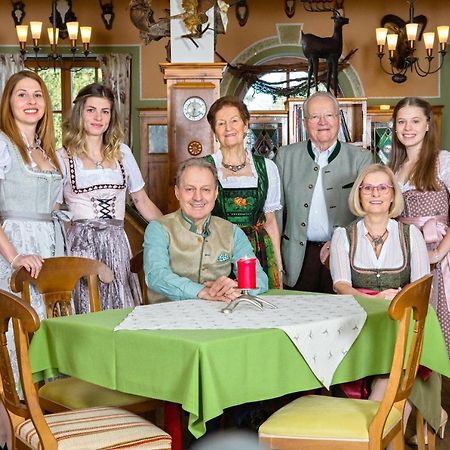 Zum Fally - Landgasthof Kirchberg am Wechsel Eksteriør billede